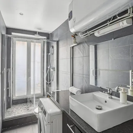 アパート Beautiful 10 Minutes Walk From The Eiffel Tower